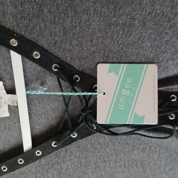 NWT Umgee Gray/Black Top Size S - Picture 7 of 7